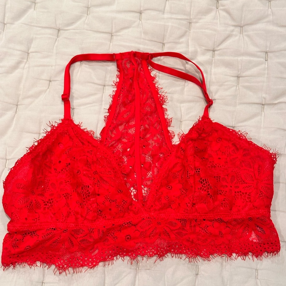 Aerie red eyelash lace V-day Bralette - like new , size M